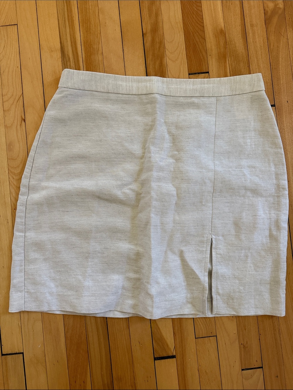 Wilfred Beige Mini linen Skirt with Front Slit